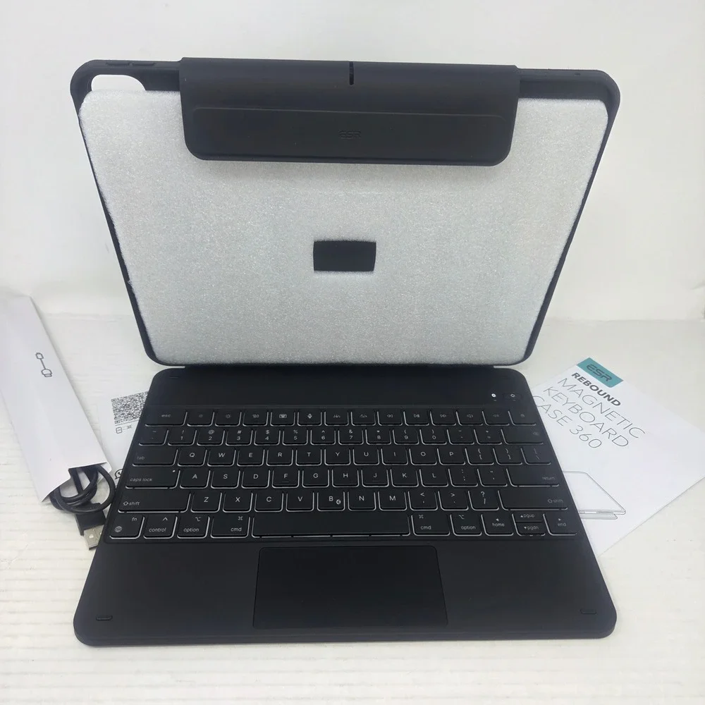 ESR Keyboard Case iPad Pro 13 13